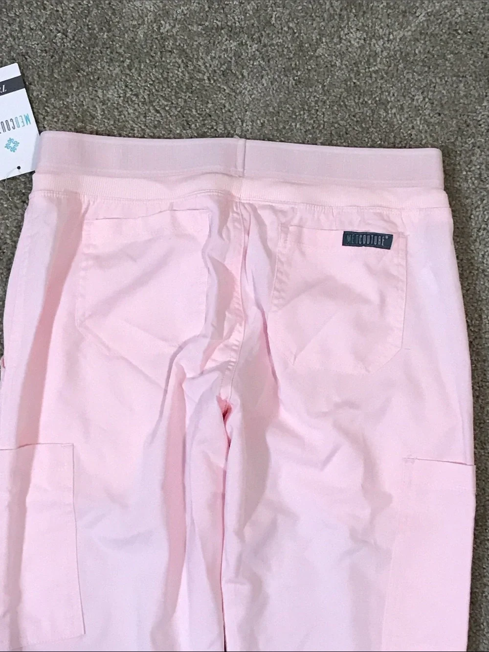 NWT MedCouture medical scrubs outfit - ice pink - small - Picture 10 of 10